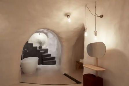 White Pearl Cavalieri - 134