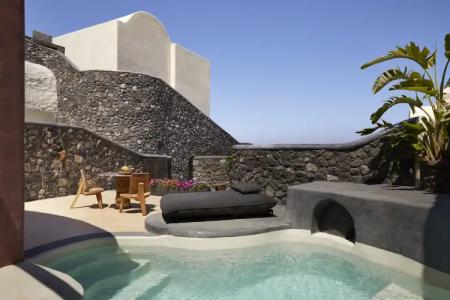 White Pearl Cavalieri - 11