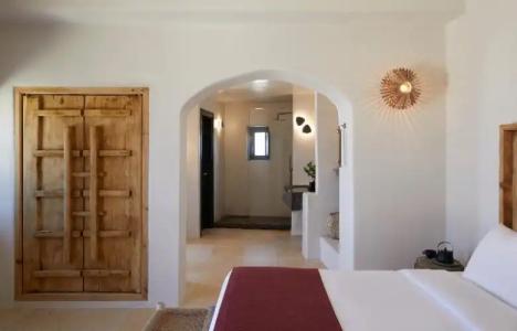 White Pearl Cavalieri - 88