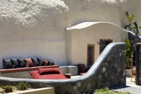 White Pearl Cavalieri - 110