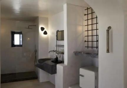 White Pearl Cavalieri - 6