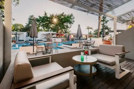 Bamboo Suites Adults Only - 80