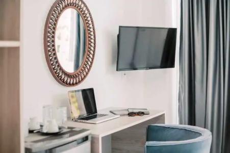 Bamboo Suites Adults Only - 73