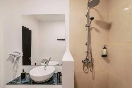 Bamboo Suites Adults Only - 55