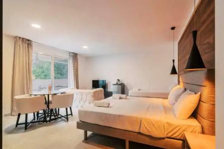 Bamboo Suites Adults Only - 132