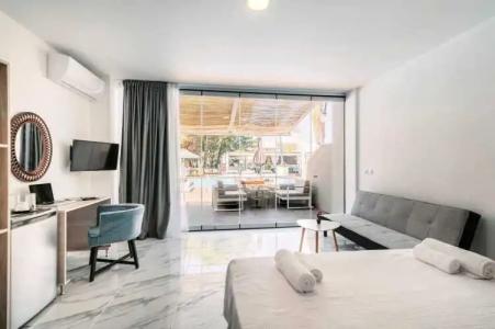 Bamboo Suites Adults Only - 86