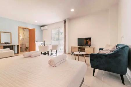 Bamboo Suites Adults Only - 105