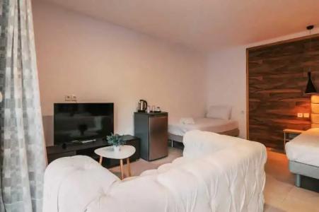 Bamboo Suites Adults Only - 106