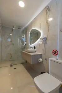 Bamboo Suites Adults Only - 140