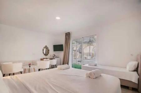 Bamboo Suites Adults Only - 152