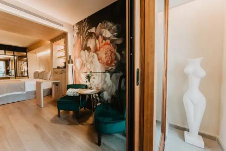 Nivia Born Boutique - 48