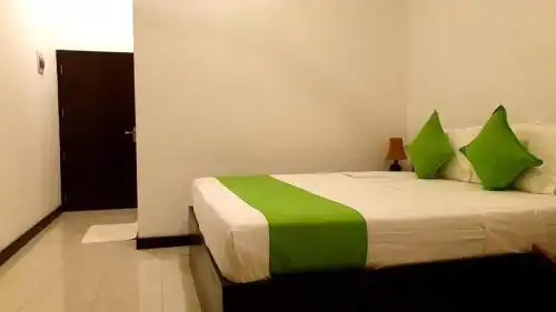 OYO 263 Kithula Boutique - 23