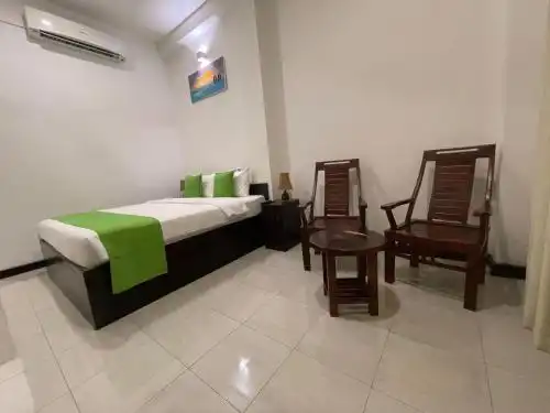 OYO 263 Kithula Boutique - 26