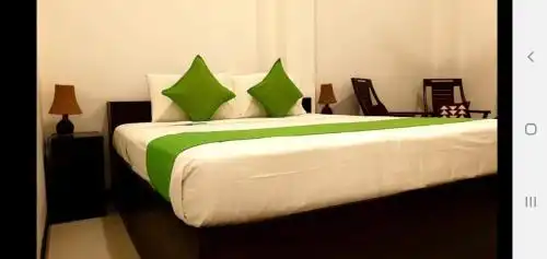 OYO 263 Kithula Boutique - 18