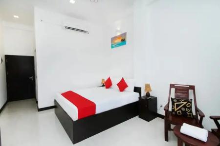 OYO 263 Kithula Boutique - 5