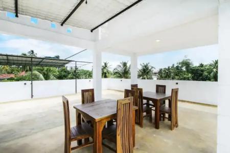 OYO 263 Kithula Boutique - 12