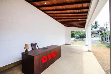 OYO 263 Kithula Boutique - 10
