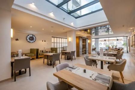 Kyrat Amarac Suites - 18