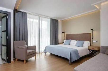 Kyrat Amarac Suites - 29