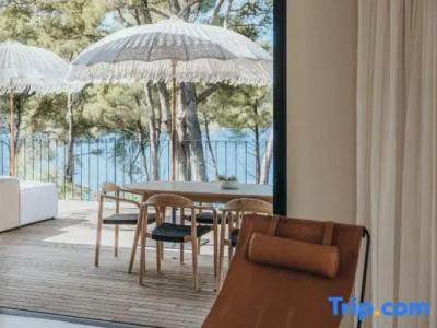 Maslina Resort - 400