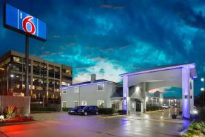 Motel 6 Houston, TX – I-10 West, Houston