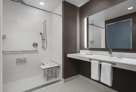 AC Miami Dadeland - 59