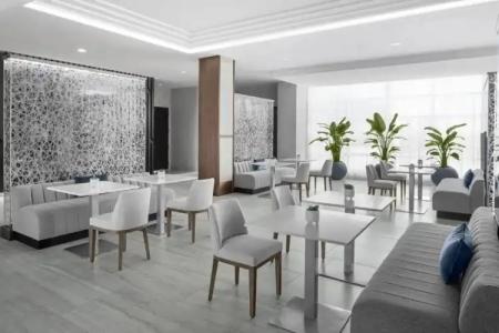 AC Miami Dadeland - 24