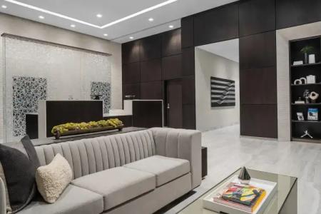 AC Miami Dadeland - 1