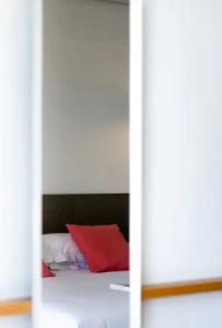 Messinian Icon & Suites - 32