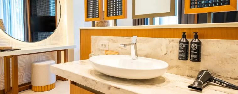 Selectum Luxury Door'a - 102