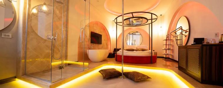 Selectum Luxury Door'a - 95