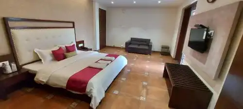 The Palm Aryan - A Boutique - 26