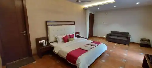 The Palm Aryan - A Boutique - 19