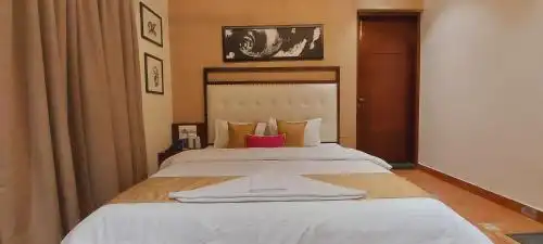 The Palm Aryan - A Boutique - 12