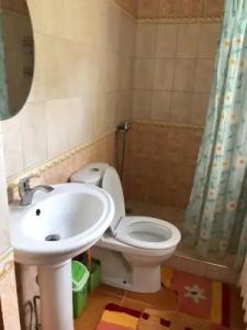Family Guest House - 26