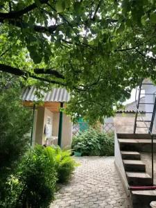 Family Guest House - 5