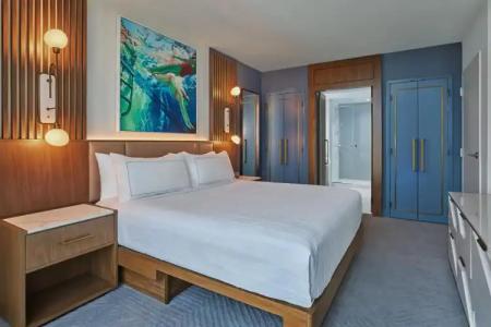 Walt Disney World Swan Reserve - 32