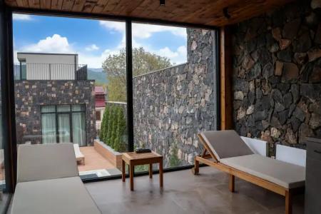 Dilijani Tun & Restaurant - 84