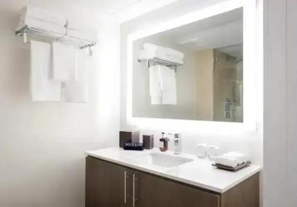 Iberostar Waves Miami Beach - 32