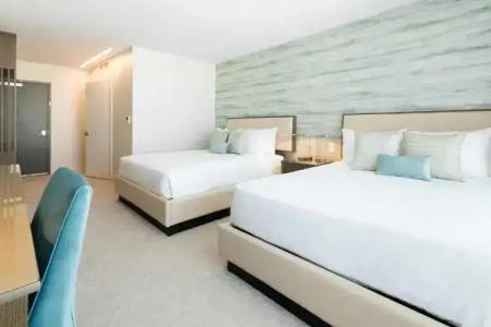 Iberostar Waves Miami Beach - 25