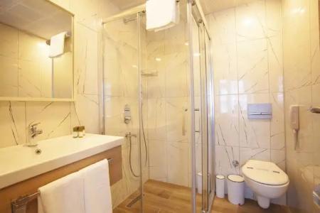 Old Town Point & Spa - 78