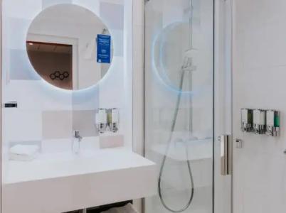 Hampton by Hilton Warsaw Reduta - 41