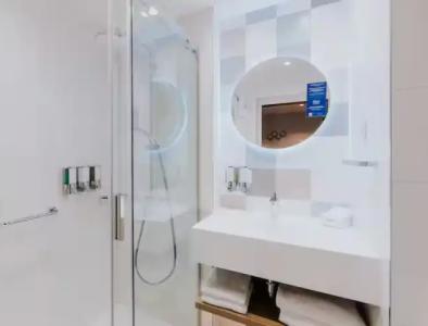 Hampton by Hilton Warsaw Reduta - 47