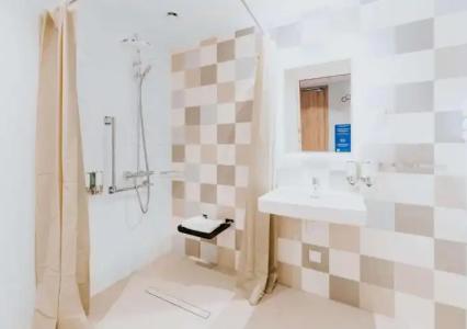 Hampton by Hilton Warsaw Reduta - 57