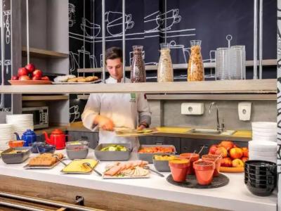 Ibis Budget Warszawa Centrum - 9