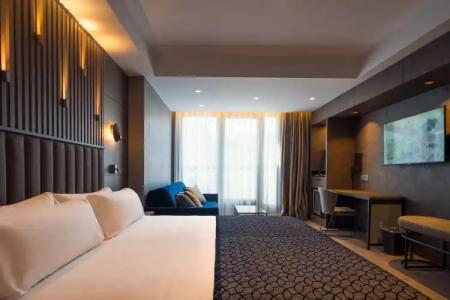 Catalonia Gran Vía - 4