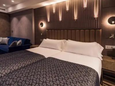 Catalonia Gran Vía - 62