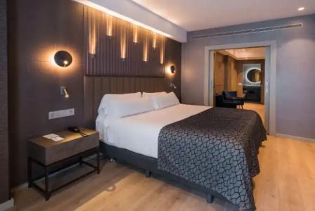 Catalonia Gran Vía - 65