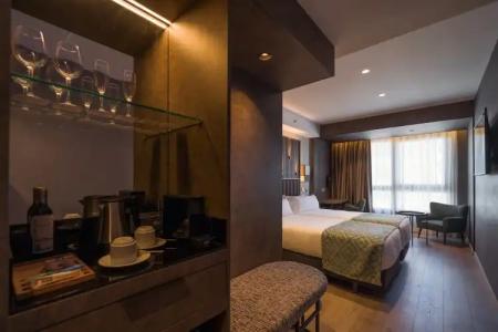 Catalonia Gran Vía - 18