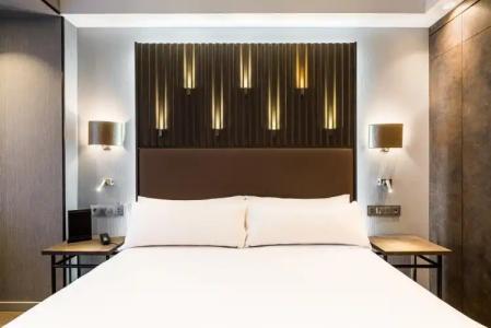 Catalonia Gran Vía - 15